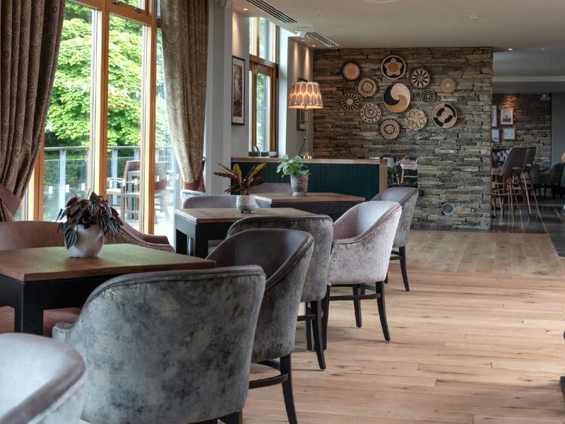 Oulton Hall Hotel, Spa & Golf Resortの写真
