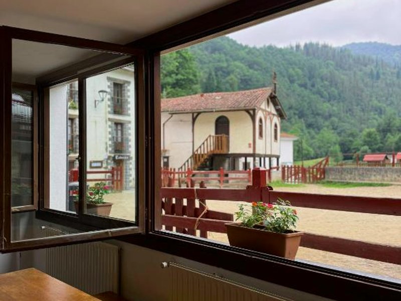 ALBERGUE DE LASTURの写真