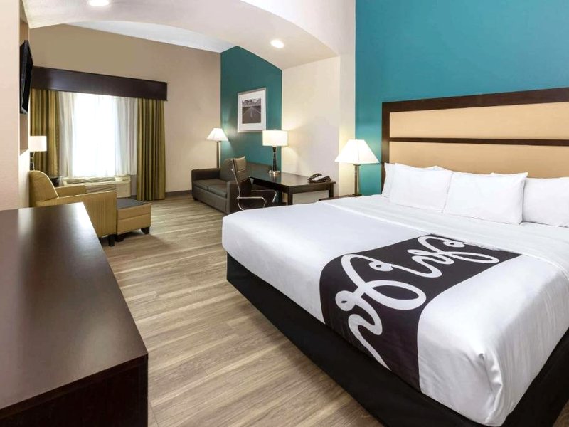 La Quinta Inn & Suites by Wyndham Durantの写真