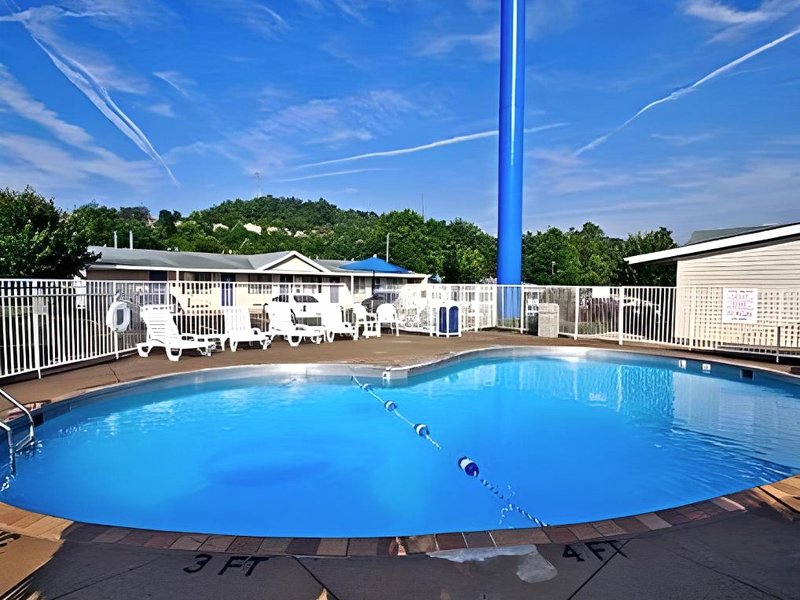 Motel 6 Cross Lanes, WV–Goff Mountain Rdの写真