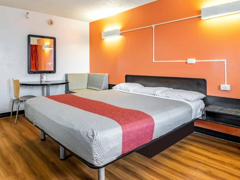 Motel 6 Joliet, IL - I-80の写真