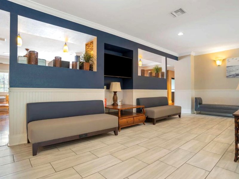 ベストウェスタン ワクラ イン アンド スイーツ (Best Western Wakulla Inn and Suites)の写真