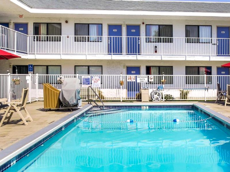 Motel 6 Medford, ORの写真