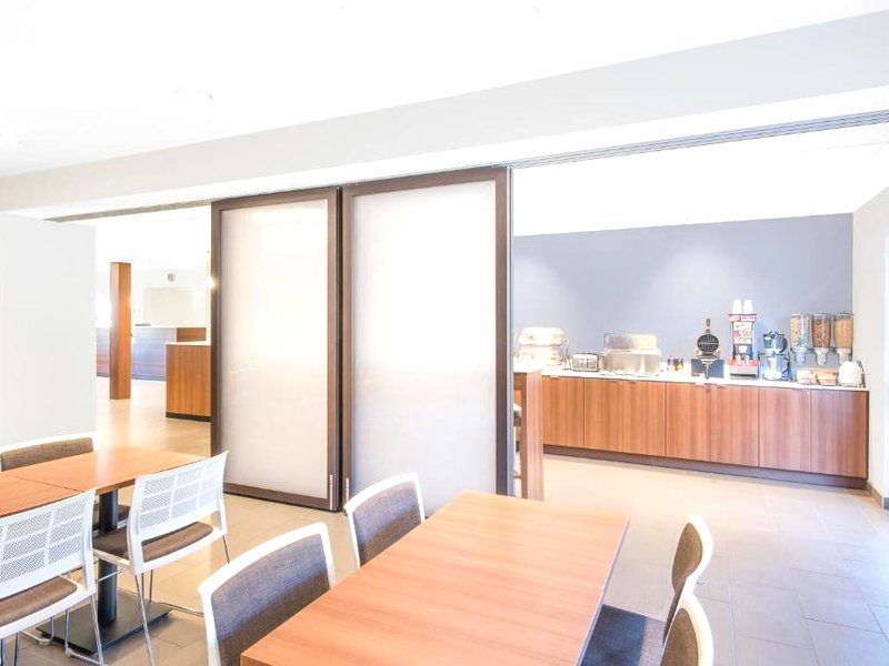 マイクロテル イン&スイーツ バイ ウィンダム ビンガムトン (Microtel Inn & Suites by Wyndham Binghamton)の写真