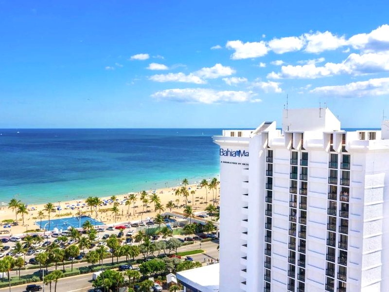 バヒア マール フォート ローダーデール ビーチ ア ダブルツリー バイ ヒルトン ホテル (Bahia Mar Fort Lauderdale Beach a DoubleTree by Hilton Hotel)の写真