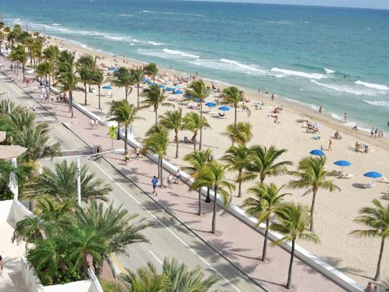 バヒア マール フォート ローダーデール ビーチ ア ダブルツリー バイ ヒルトン ホテル (Bahia Mar Fort Lauderdale Beach a DoubleTree by Hilton Hotel)の写真