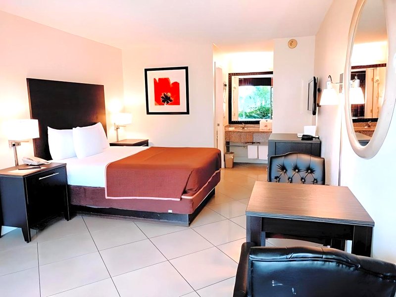 レッド カーペット イン エアポート フォート ローダーデール (Red Carpet Inn Airport Fort Lauderdale)の写真