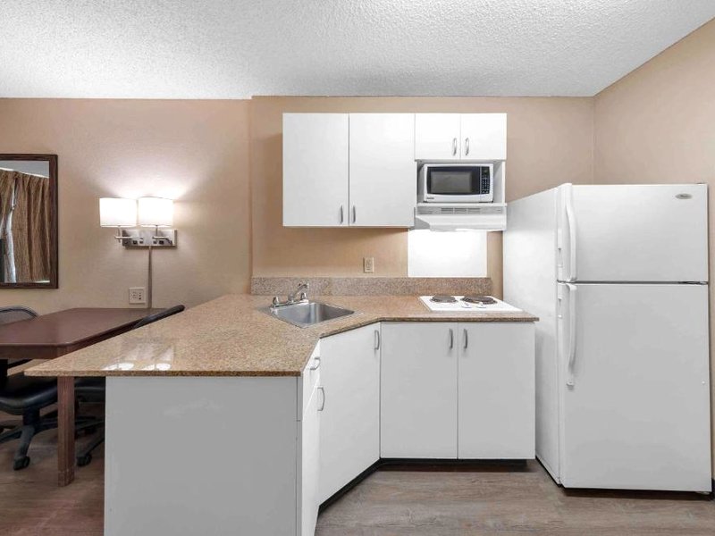 エクステンデッド ステイ アメリカ スイーツ - ロサンゼルス - チノ バレー (Extended Stay America Suites - Los Angeles - Chino Valley)の写真