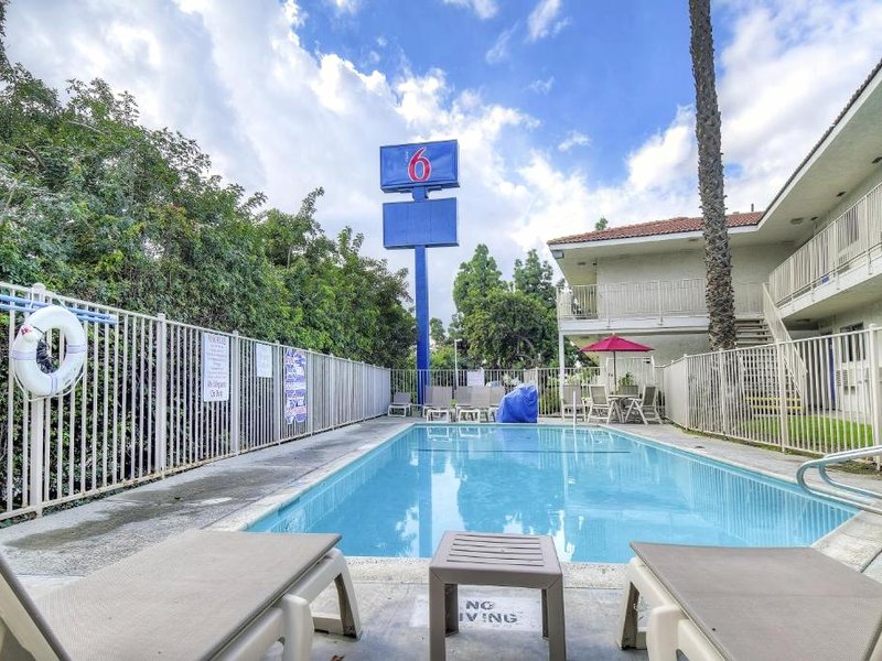 Motel 6 Chino, CAの写真