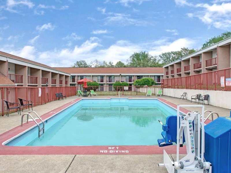 デイズ イン バイ ウィンダム ワシントン (Days Inn by Wyndham Washington)の写真