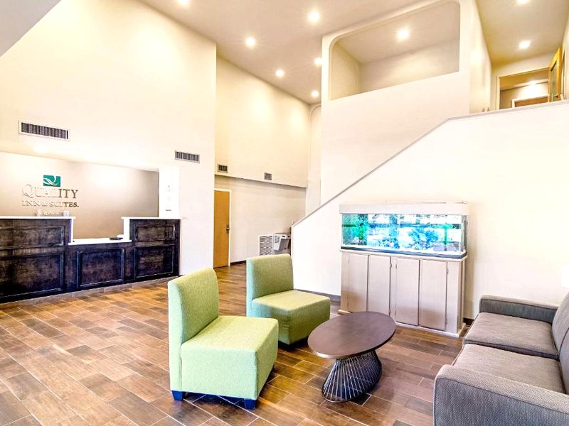 クオリティー イン&スイーツ ニア タンガー アウトレット モール (Quality Inn & Suites Near Tanger Outlet Mall)の写真
