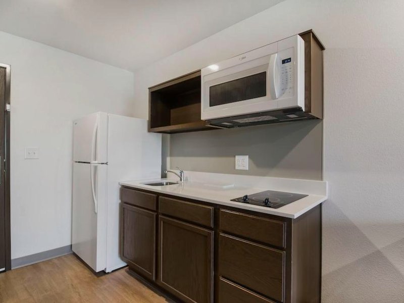 WoodSpring Suites Lindenの写真