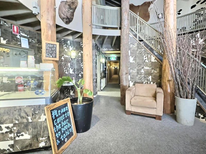 High Plains Lodge Roomsの写真
