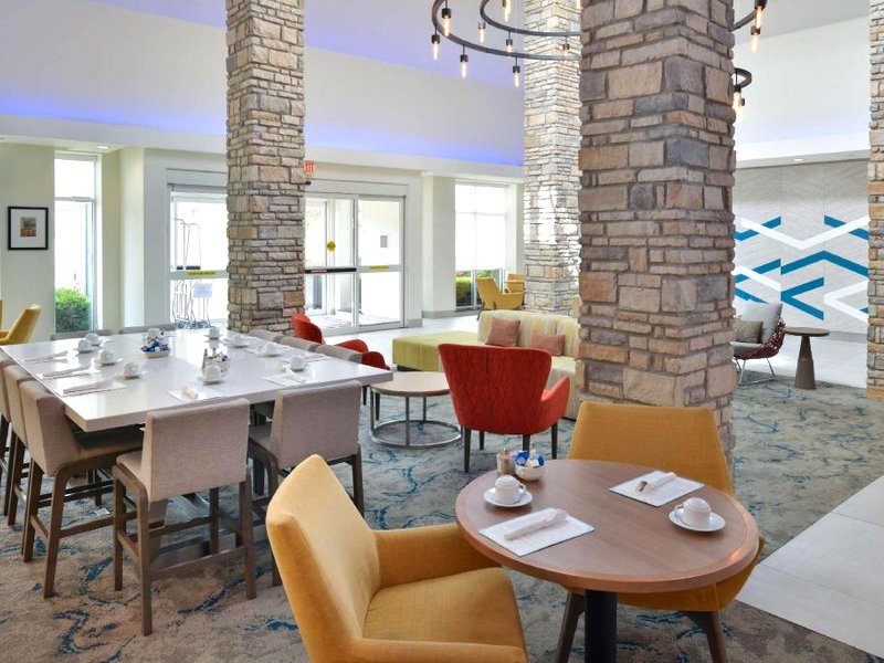 ヒルトン ガーデン イン デントン (Hilton Garden Inn Denton)の写真