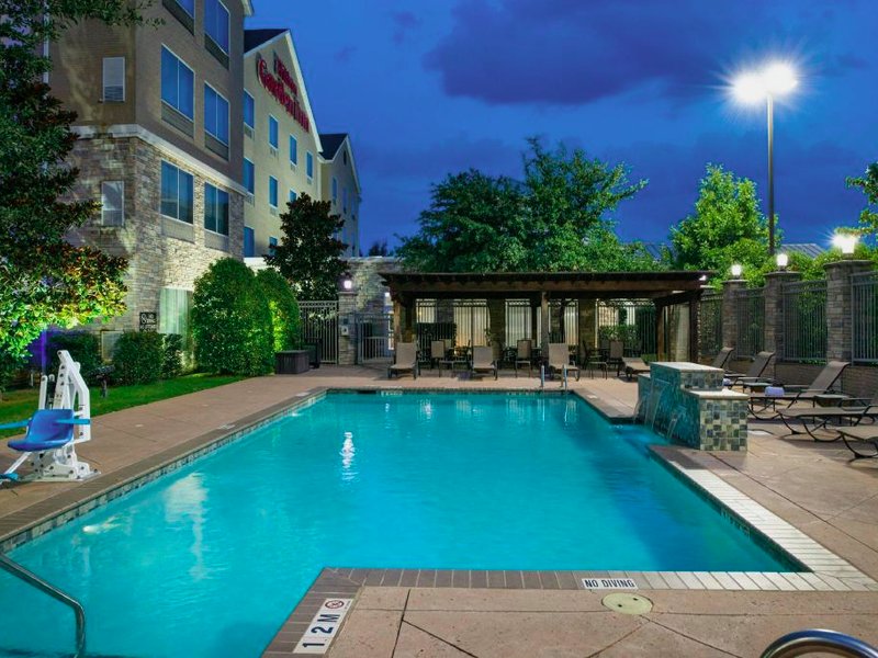ヒルトン ガーデン イン デントン (Hilton Garden Inn Denton)の写真