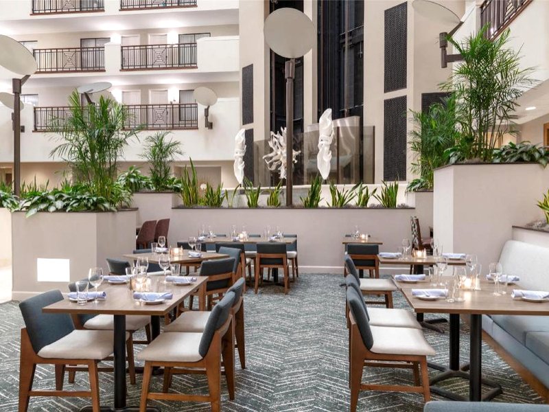 エンバシー スイーツ ホテル フォート メイヤーズ FL (Embassy Suites Hotel Fort Myers - FL)の写真