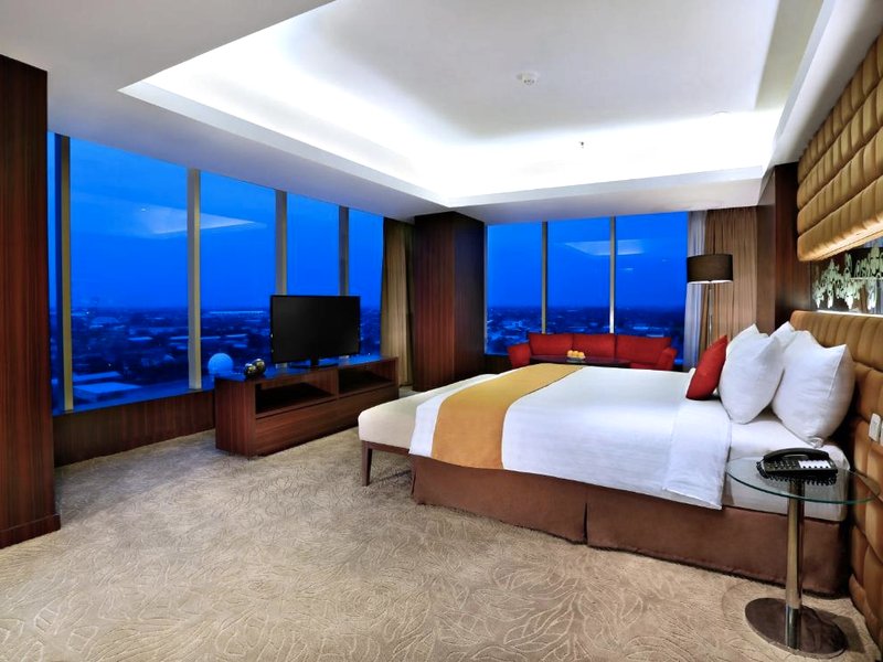 アストン マディウン ホテル アンド カンファレンス センター (Aston Madiun Hotel and Conference Center)の写真