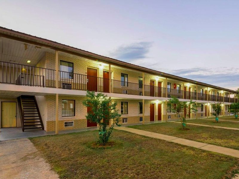 レッド ルーフ イン シラコーガ (Red Roof Inn Sylacauga)の写真