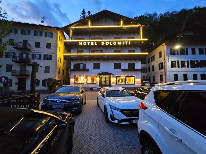 Hotel TEA DOLOMITI - Lago di Alleghe - Monte Civettaの写真