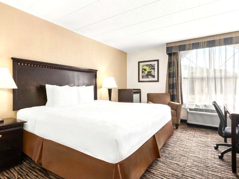 ベストウェスタン ハズレット イン (Best Western Hazlet Inn)の写真