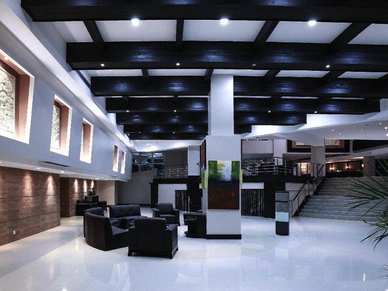 タンザ オアシス ホテル アンド リゾート (Tanza Oasis Hotel And Resort)の写真