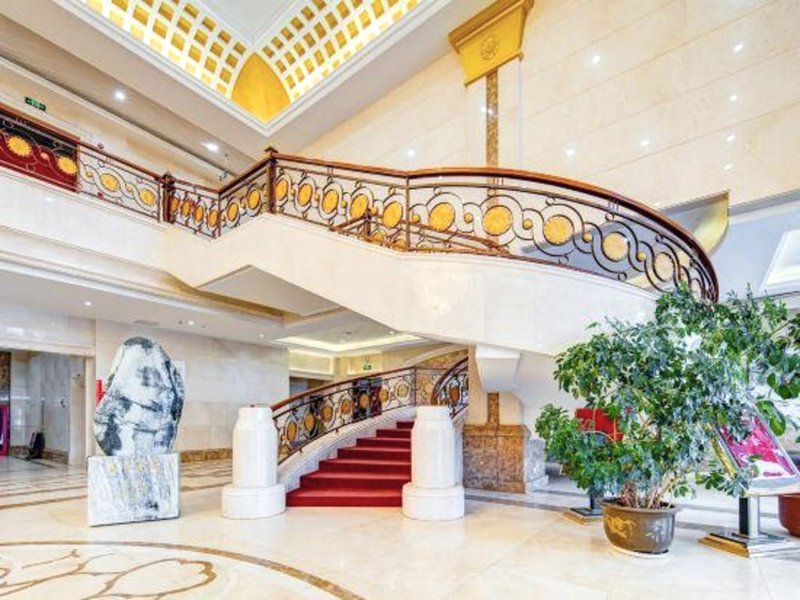 Manzhouli Jinlongquan Hotel (Zhayanuoer Museum)の写真