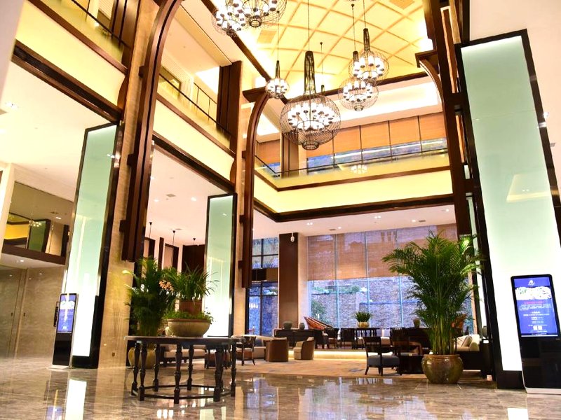 グランド ランド カンデ ホテル (Grand Land Kande Hotel)の写真