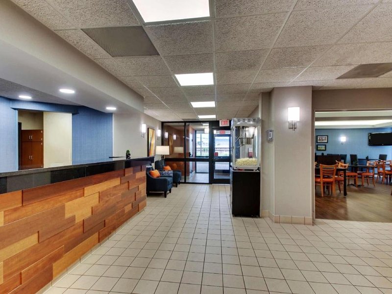 ペア ツリー イン ケープジラード ウエスト (Pear Tree Inn Cape Girardeau West)の写真