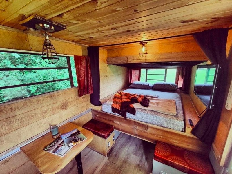 Cozy Tiny House on Working Farm, for Fun Glamping Trips in Kentuckyの写真