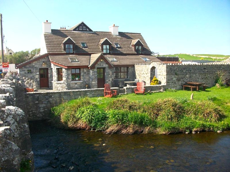 Aille River Tourist Hostel and Camping Doolinの写真