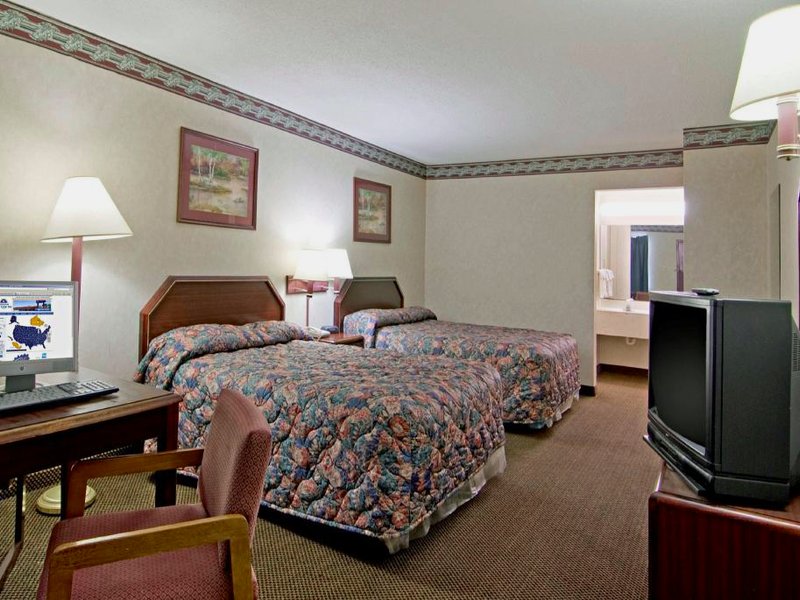 アメリカズ ベスト バリュー イン&スイーツ クラークスデール (Americas Best Value Inn & Suites Clarksdale)の写真