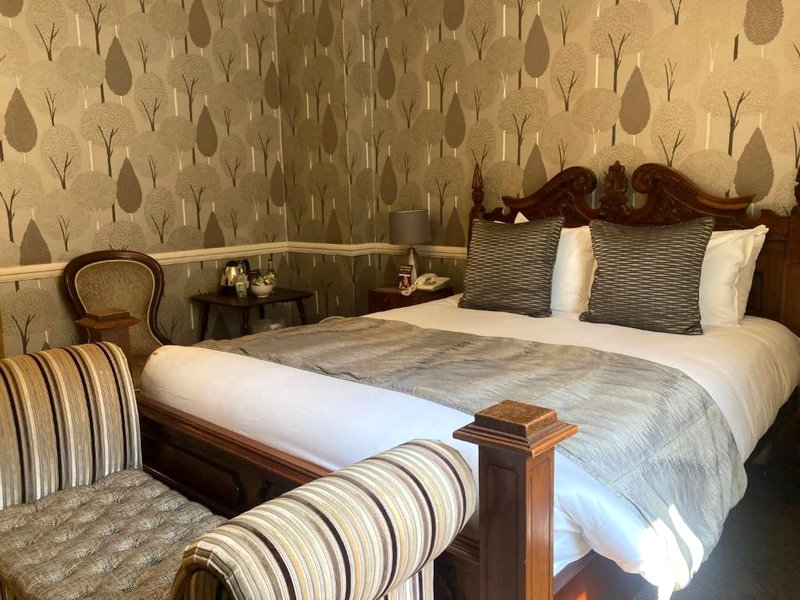 Saracens Head Hotel by Greene King Innsの写真