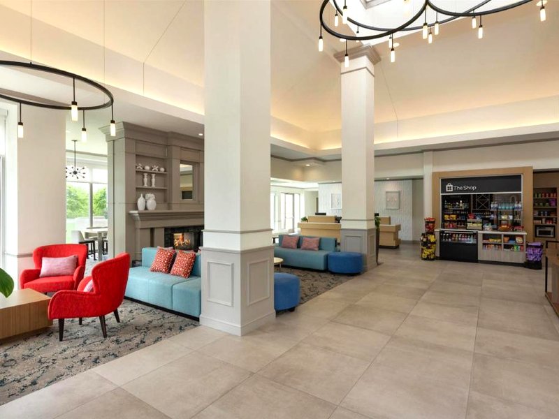 ヒルトン ガーデン イン エアポート ホテル (Hilton Garden Inn Cleveland Airport)の写真