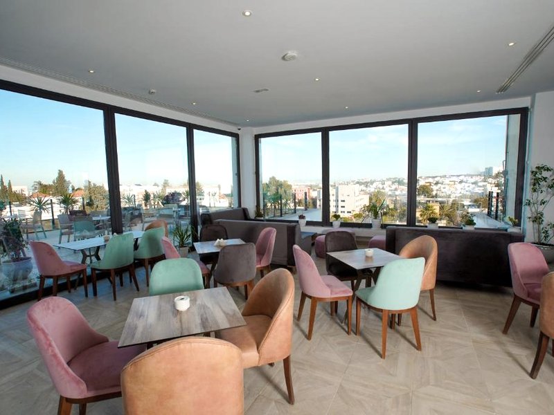 Hotel Lescure Business and SPAの写真