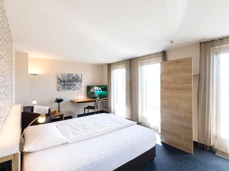 アーラウ ウエスト スイス クオリティ ホテル (Aarau West Swiss Quality Hotel)の写真