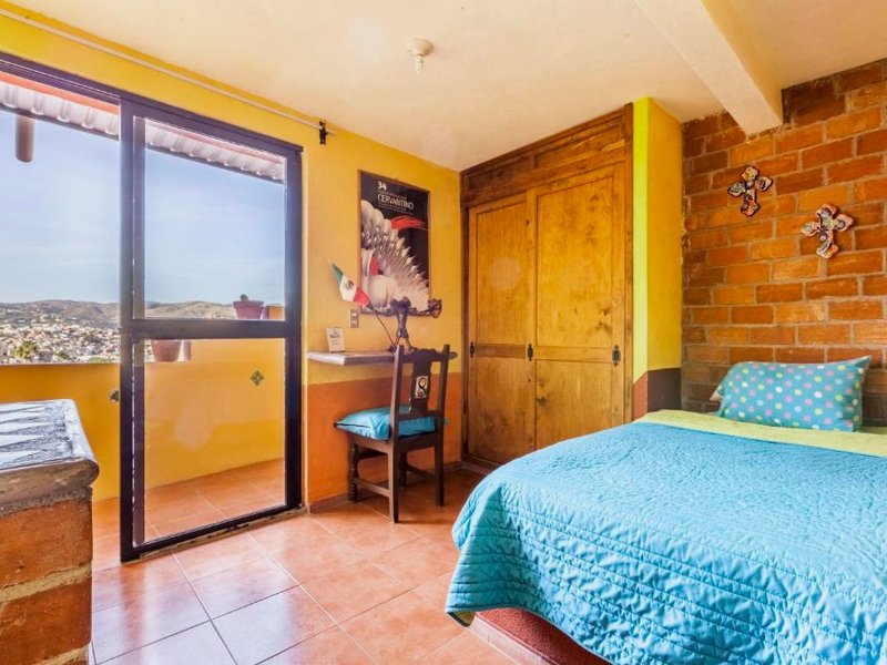 ホスタル カサ デ ダンテ (Hostal Casa de Dante)の写真