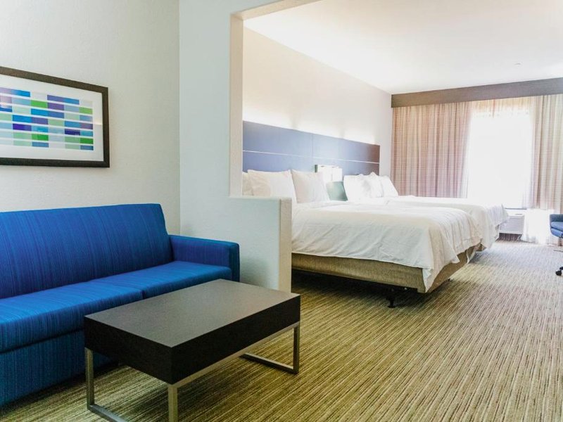 Holiday Inn Express Hotel & Suites Greenville By IHGの写真