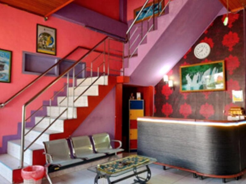 Hotel Rosichan Bau Bau Mitra RedDoorzの写真
