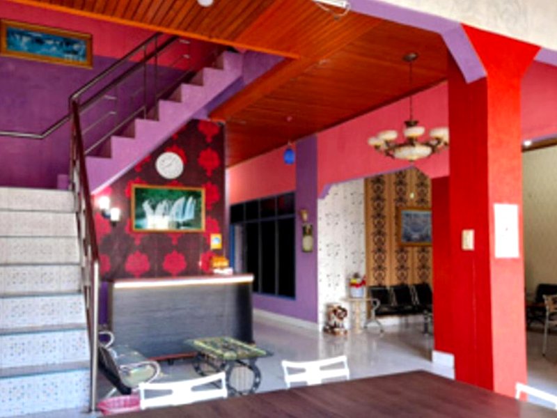 Hotel Rosichan Bau Bau Mitra RedDoorzの写真