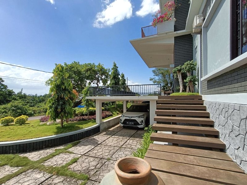 レッドドアーズ @ グリーン ホームステイ シャリア バウバウ (RedDoorz @ Green Homestay Syariah Baubau)の写真