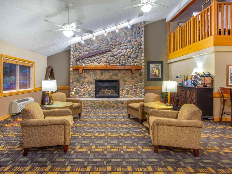 AmericInn by Wyndham Stillwaterの写真