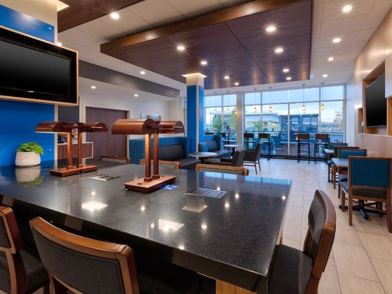 Holiday Inn Express and Suites Eau Claire West I-94 By IHGの写真