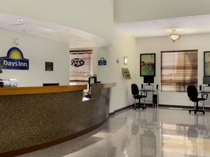 デイズ イン バイ ウィンダム グランド プレーリー (Days Inn by Wyndham Grande Prairie)の写真