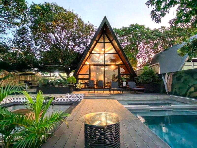 ［バンガンタリンガ］一軒家（50m²）｜ 1ベッドルーム／1バスルーム (Aya Farm Resort - Cabin 2 with Pool)の写真