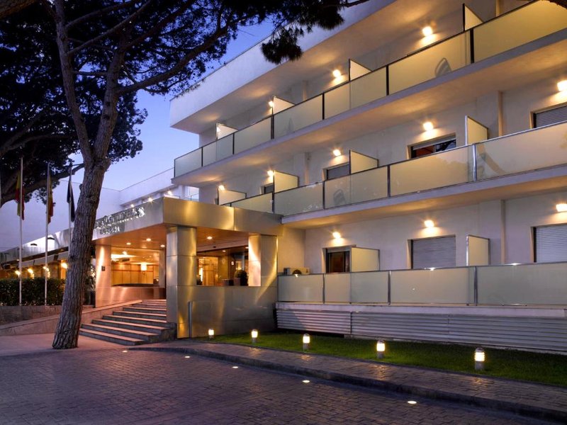 ホテル シウダッド デ カステルデフェルス (Hotel Ciudad de Castelldefels)の写真
