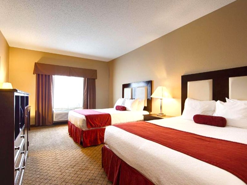 ベストウェスタン マコーム イン (Best Western Macomb Inn)の写真