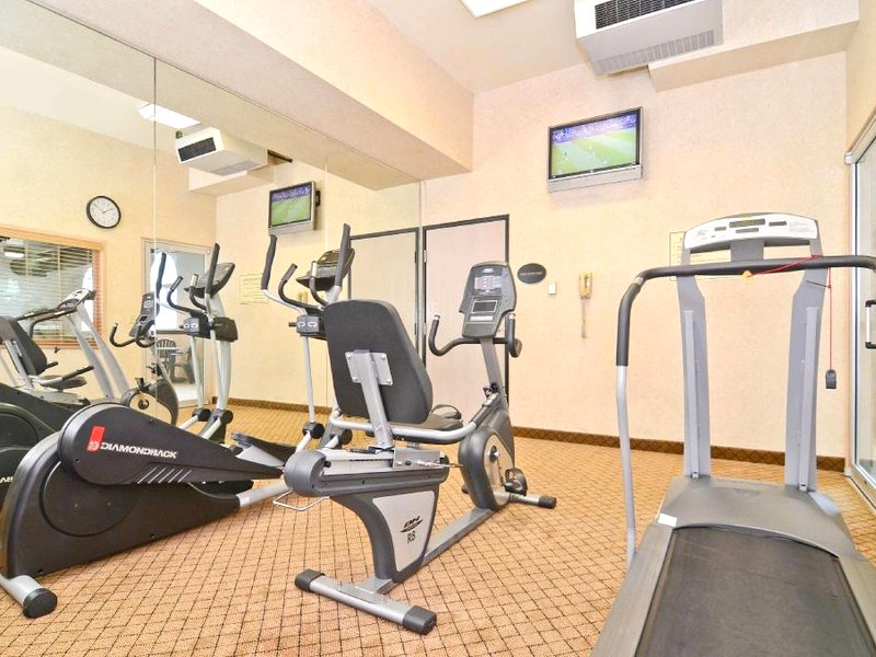 ベストウェスタン マコーム イン (Best Western Macomb Inn)の写真