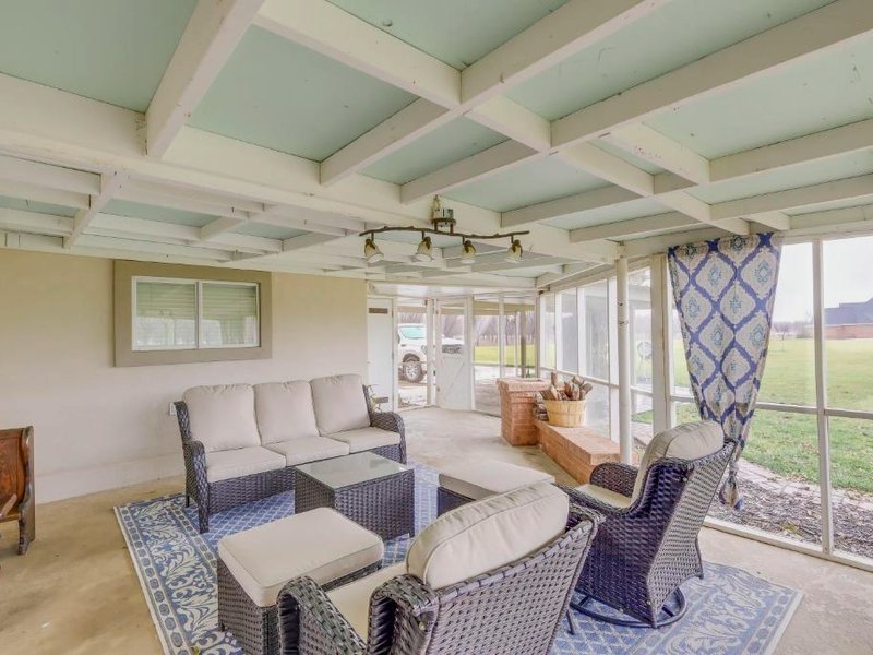 Peaceful Artesia Vacation Rental with Orchard Views!の写真