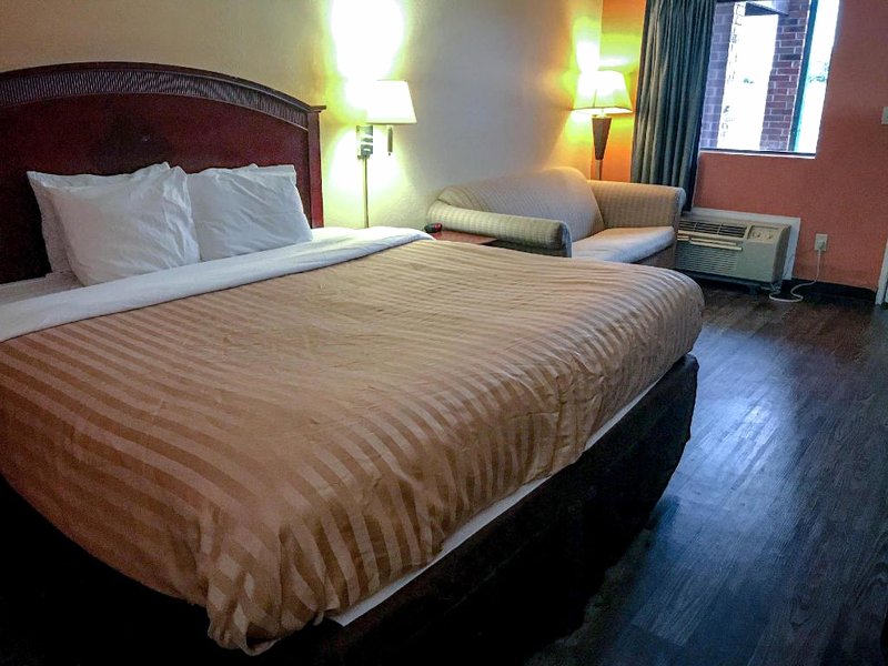Motel 6 Ozark, ARの写真