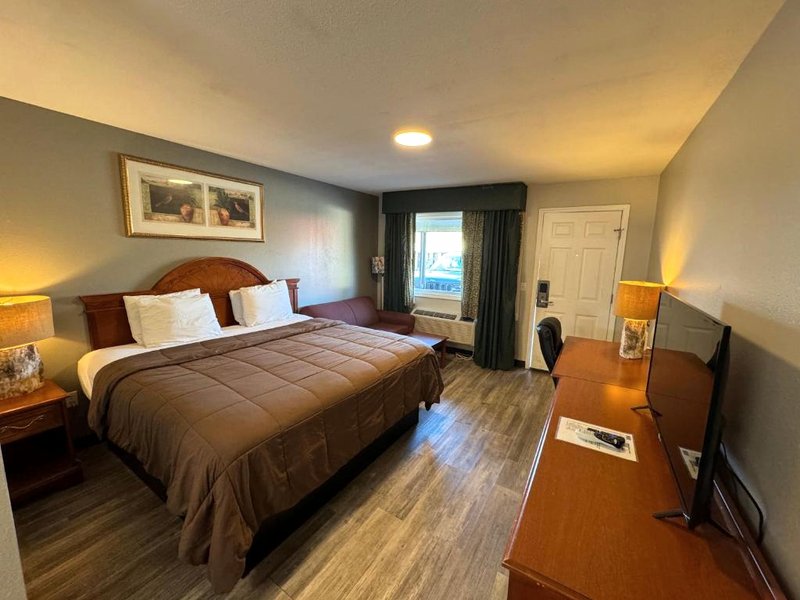 Ozark Inn & Suites                                                              の写真
